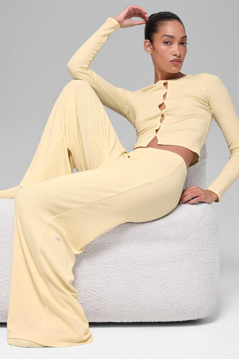 Mid-Rise Dreamlight Straight Pant - Candlelight Yellow