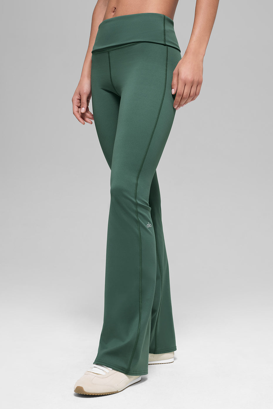 ALO Softsculpt 7/8 Foldover Flare Legging - Clover Green