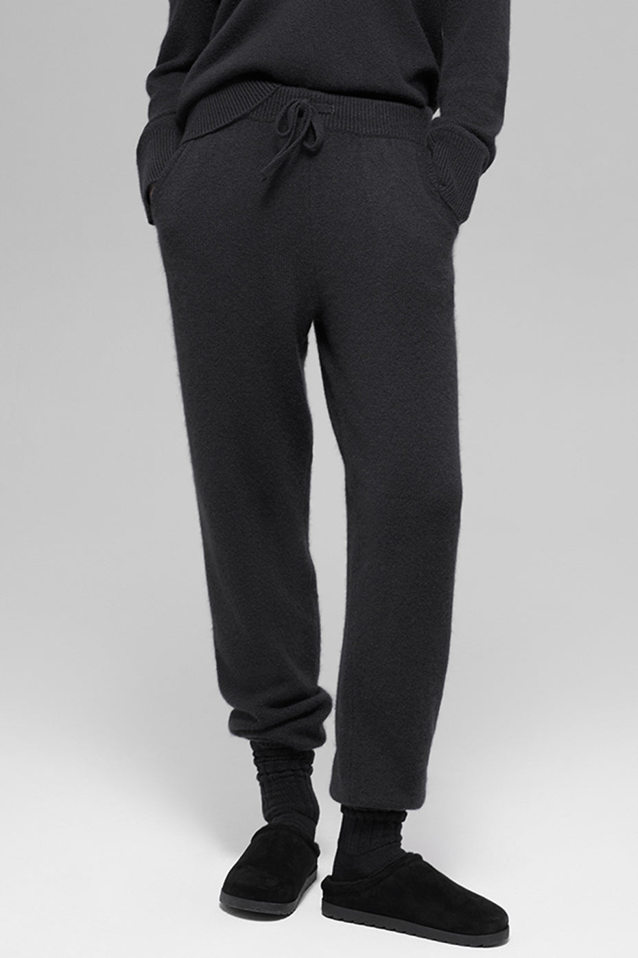 Wool Cashmere High-Waist New Class Jogger - Black